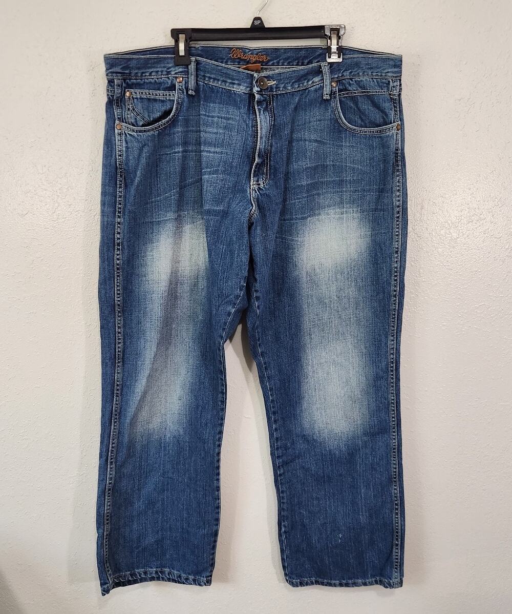 Wrangler Big W Jeans Mens 42x32 Baggy Loose Fit Distressed Faded Boot Denim Y2K